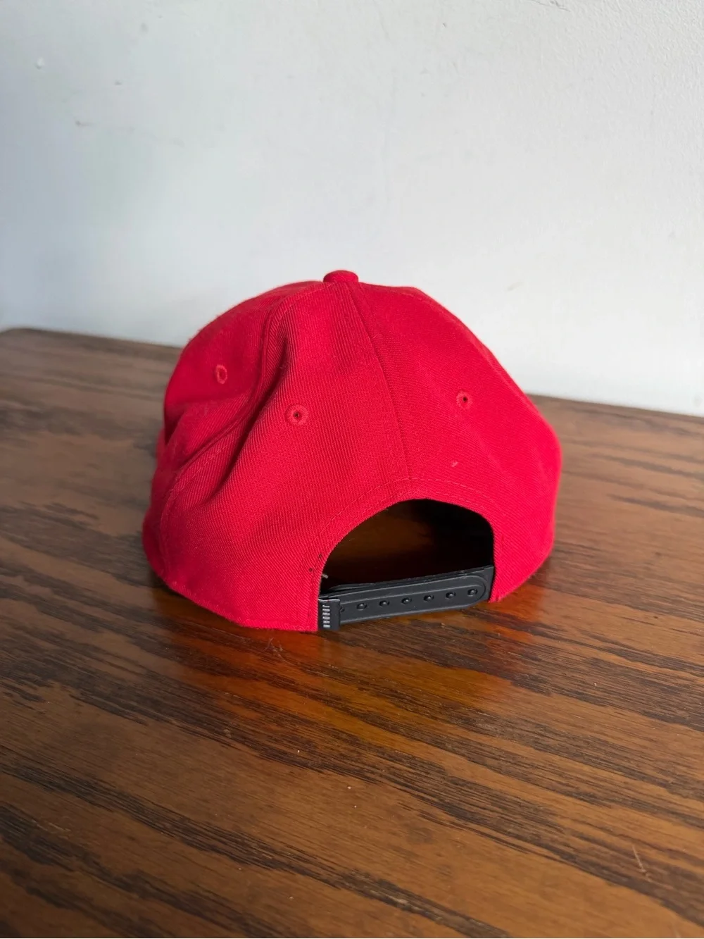 Jordan bold red